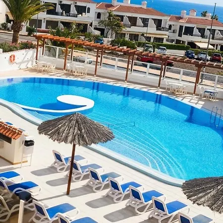 Grazioso Piscina E Vista Mare Sc770 *