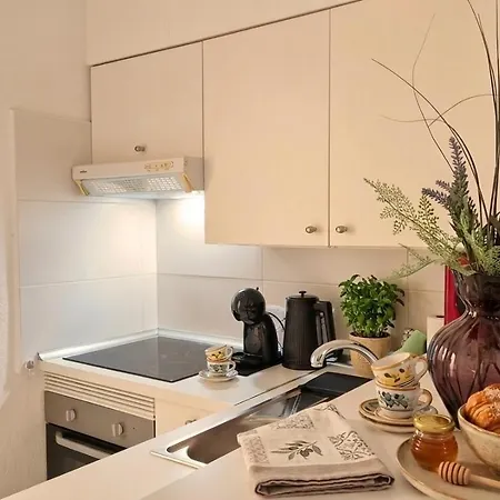 Apartment Grazioso Piscina E Vista Mare Sc770