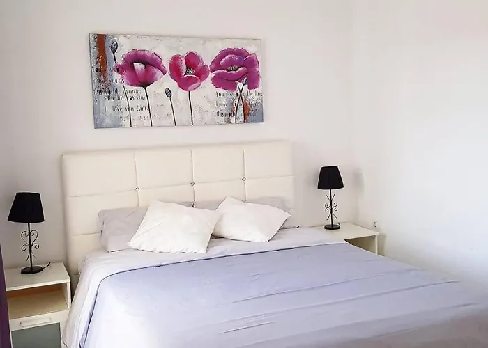 Grazioso Piscina E Vista Mare Sc770