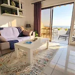 Grazioso Piscina E Vista Mare Sc770 *